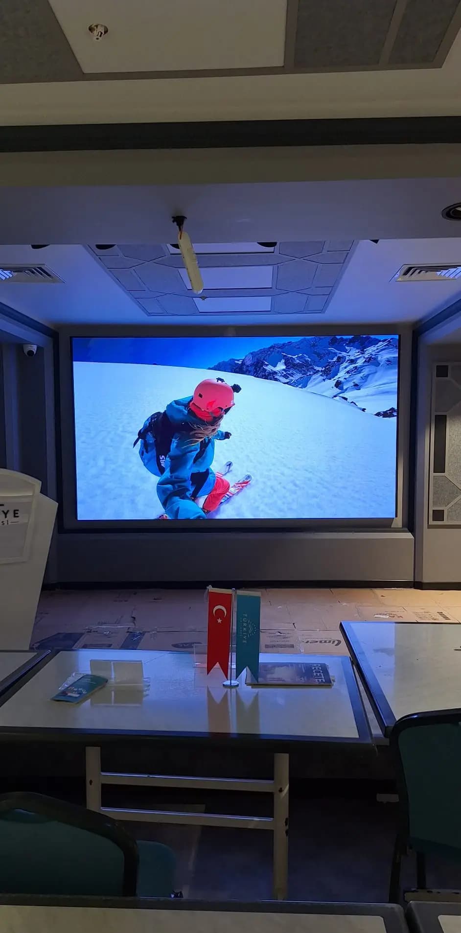 Türkiye Hastanesi LED Ekran ve Ses Sistemi Projesi - Görsel 2